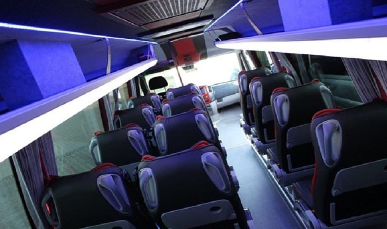 France: Coach rent in France in France and Pays de la Loire