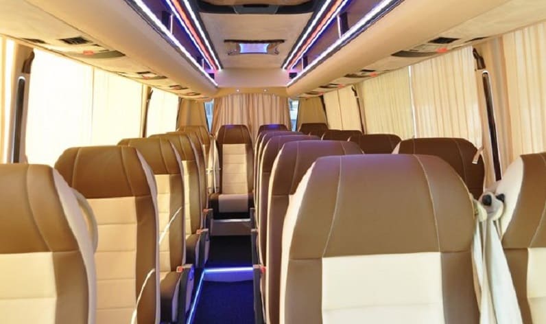 France: Coach reservation in Nouvelle-Aquitaine in Nouvelle-Aquitaine and Marmande